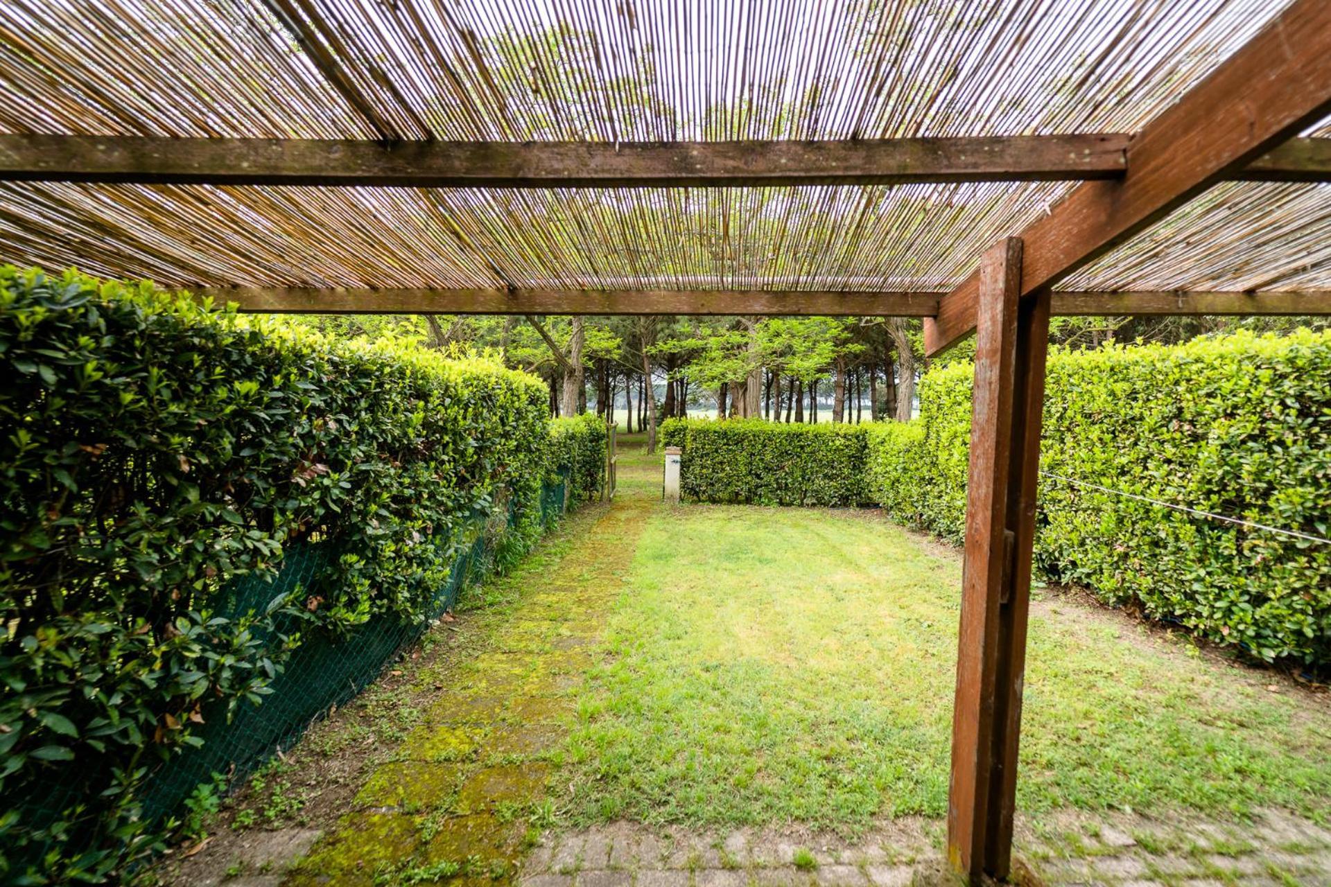 Agriturismo Bio Femminella Principina a Mare Exterior photo